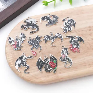 Pendentifs en alliage émaillé de dragon occidental gothique pour la fabrication de bijoux DIY.
