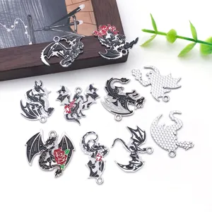 Style gothique dragon occidental alliage goutte d'huile pendentif DIY accessoires de bijoux pour collier