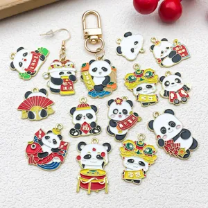 Colgantes llaveros de aleación esmaltada estilo chino panda para decoracion de Año Nuevo