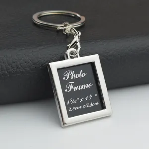Metal picture frame keychain, mini photo holder keyring pendant for couple gift souvenir.