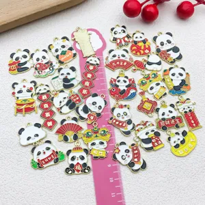 2025 Año Nuevo estilo chino panda aleación esmalte dijes colgantes fabricación joyas