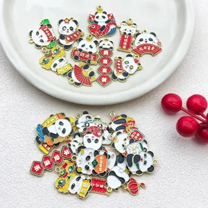 Colgantes esmaltados de aleación de panda de Año Nuevo chino accesorios de joyería DIY