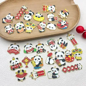 Colgantes de esmalte de aleación de panda de Año Nuevo Chino DIY para hacer joyas llaveros