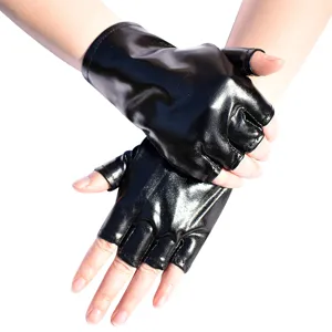 Guantes cortos negros estilo punk sin dedos de charol para cosplay y uso diario.