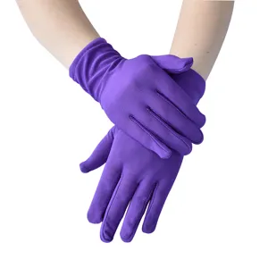 Elegante violette elastische Seidenkurzhandschuhe für Damen, atmungsaktiver Tanzauftritt.