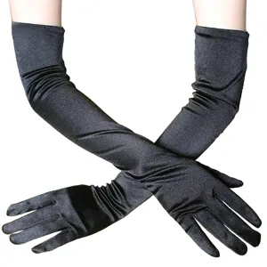 Nahaufnahme schwarzer Satin-Langehandschuhe mit glatter Textur und eleganter Ellenbogenlänge.