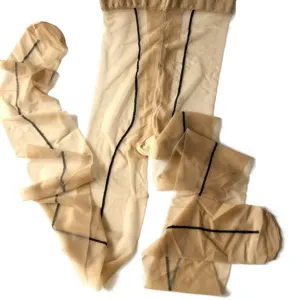 Detaillierte Ansicht der transparenten Strumpfhose, sexy Naht hinten, hautfarbener Stoff.