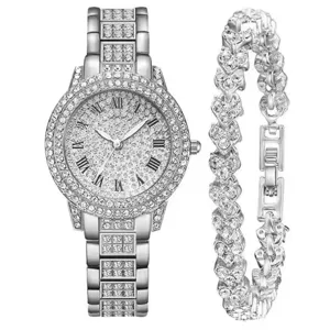 Elegante set di orologio al quarzo da donna in strass argento e bracciale con cuore.