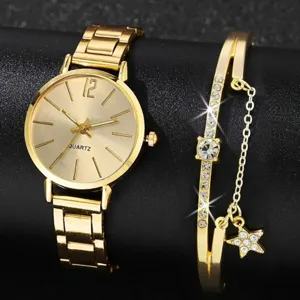 Orologio al quarzo dorato e set bracciale con stelle di strass per donne eleganti.