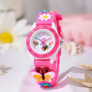 Orologio in silicone rosa per bambini con decoro farfalla fiore 3D, numeri di quadrante.