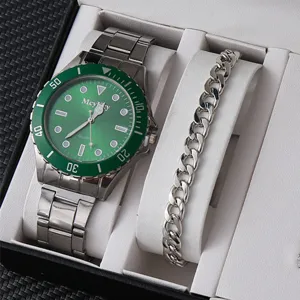 Set regalo orologio uomo al quarzo con quadrante verde e bracciale in acciaio argento.