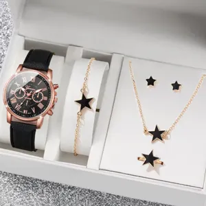 Vista dettagliata orologio donna al quarzo e set gioielli stella nera in scatola regalo.