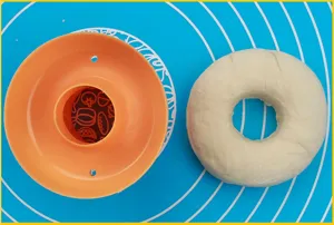 Plastic donut mold baking tool pastry cutter ring for kitchen dessert making and baking