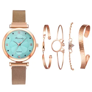 5tlg Damen Quarzuhr Roségold Mesh Armband mit vier passenden modischen Armbändern