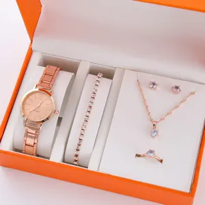 Set di gioielli con orologio in oro rosa con orologio al quarzo bracciale collana orecchini
