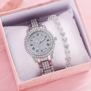 Set orologio quarzo strass argento e bracciale cuore donna, elegante confezione regalo.