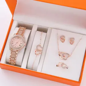 Orologio quarzo strass oro rosa e set collana bracciale anello cuore intrecciato.