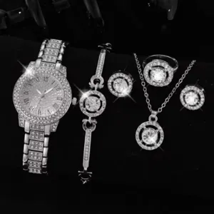 Vista dettagliata del set di orologi e gioielli da donna in strass argento con collana.