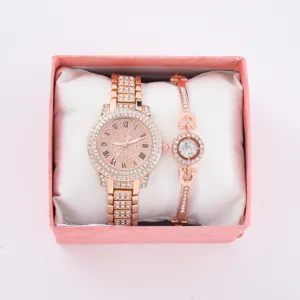 Set confezione regalo orologio al quarzo e bracciale in strass oro rosa da donna.