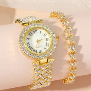 Squisito orologio donna al quarzo e bracciale cuore con strass, dettaglio elegante.
