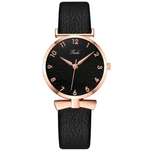 Orologio al quarzo da donna elegante con cinturino in pelle nera e cassa a fiocco.