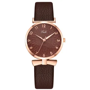 Orologio donna cinturino in pelle marrone cassa oro rosa quarzo elegante accessorio stile quotidiano