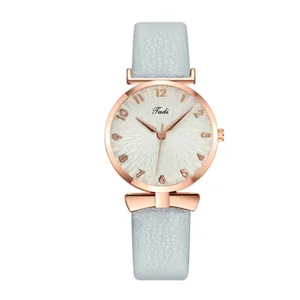 Orologio da polso donna elegante con cassa oro rosa, cinturino in pelle grigia e fiocco.