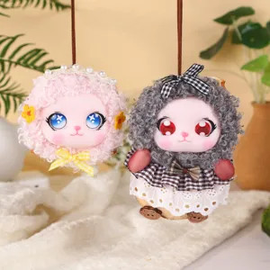 Joli pendentif poupée en peluche, pendentif créatif en gousse de haricot pour voiture ou sac, cadeau.