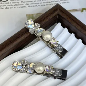 Korean Ins Alloy Artificial Crystal Rhinestone Hair Clip Sweet Artificial Pearl Bowknot Side Fringe Clip For Women Hair Accessories