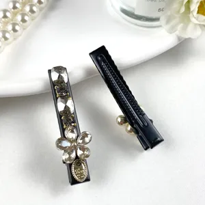 Elegant black crystal rhinestone hair clips set, fashion hairpin for women styling.