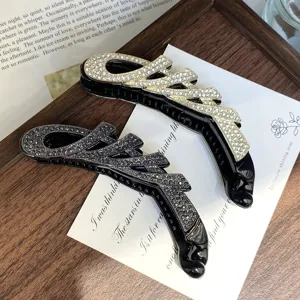 High-end rhinestone PC base banana hair clip, stylish paperclip design ponytail claw clip for women.
