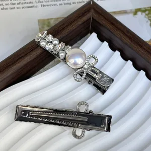 Silver hair clip with pearls and rhinestones, elegant side clip and bang clip for women daily styling.