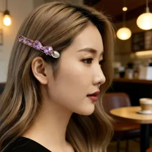 Elegant K9 Artificial Crystal Heart Hair Clip Korean Vintage Alloy Rhinestone Side Hairpin For Women Daily Party Hair Accessories