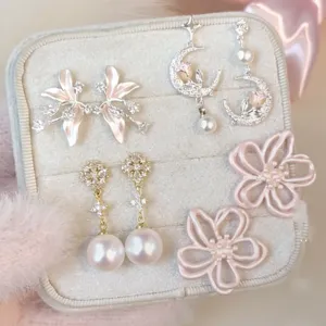 Roze Bloem Oorknopjes voor Dames Glinsterende Strass Bloemen Oorbellen Zoete Elegante Accessoire Sieraden Cadeau voor Meisjes Mode