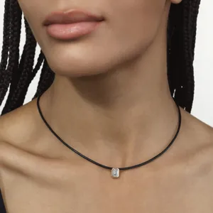 Schwarze Kordel geometrische Halskette mit Anhänger für Damen, elegante Schmuck.