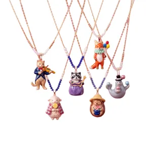 Schattige cartoon dieren geëmailleerde ketting set met kat en vos hangers voor dagelijks.