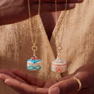 Gold-plated necklace featuring cute 3D cat pendant and bow design for charming women.