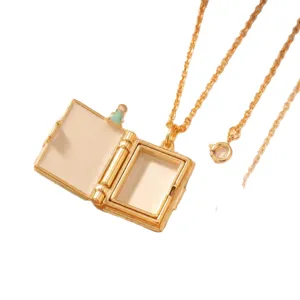 Gouden sprookjesboek medaillon hangketting met schattige elf charm, elegante dames sieraden.