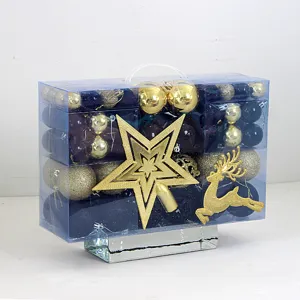 Details des 102-tlg. Weihnachtsbaumkugel-Sets mit Stern-Spitzen und Rentier, transparente PVC-Box.