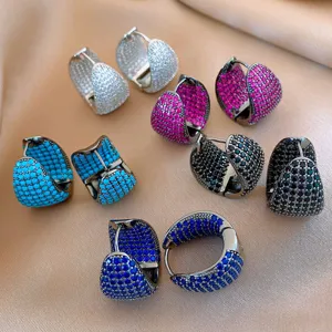 Set di orecchini a cerchio in zircone colorato, gioielli di modo alla moda per donna.