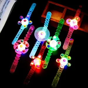LED blinkender Spinner Armband leuchtendes Spielzeug für Kinder, bunte Party Deko.