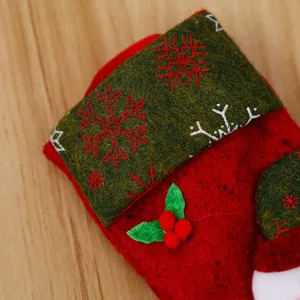 Thickened vintage Christmas stocking gift bag, red and green felt candy pouch for holiday tree decor.