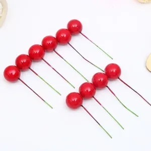 Bayas Rojas de Navidad Artificiales Tallos de Bayas de Espuma para Decoración de Pasteles DIY Artesanía Hogar