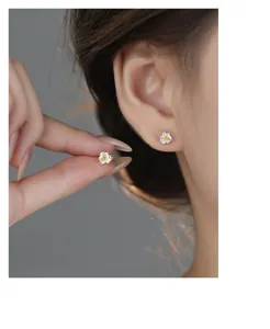 S999 Silber Kamelie Blumen Ohrstecker zarte minimalistische Schmuckstücke für Damen