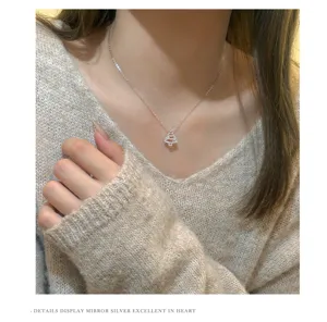 S925 Silber Weihnachtsbaum Zirkon Halskette für Damen Mode Luxus Schlüsselbeinkette Detail