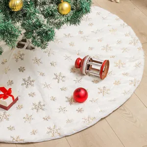 Gonna per albero di Natale in peluche bianco fiocchi oro decorazione festiva tappeto