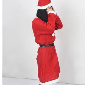Ensemble de costume de Père Noël pour homme, tenue de fête rouge et blanche.