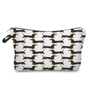 Vue détaillée de la trousse de toilette mignon imprimé teckel, pochette de voyage portable.