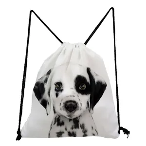 Witte trekkoord rugzak met dalmatier print, lichte casual dagtas voor dagelijks gebruik.