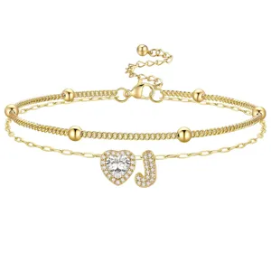 Bracelet de cheville doré multicouche avec pendentif cœur en zircon et lettre J élégant.
